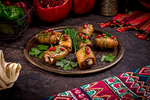 Фото Бадриджани  с сыром и чесноком